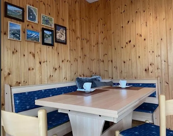 Apartamento Marmotta 13